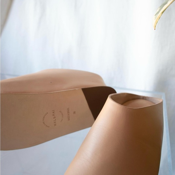 Wal & Pai Knapp Platform Mule - Picture 5 of 15